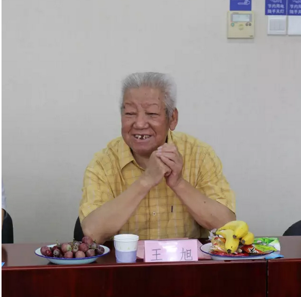 离退休干部局为2017年度整八十、九十岁老同