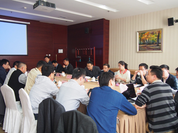 工信部组织研讨VR、AR产业发展 新华网、阿里