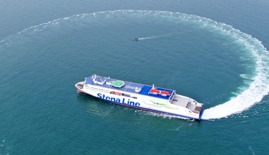 威海市委书记闫剑波：立足威海特色产业 走差异化发展道路