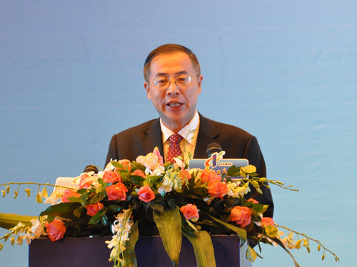 朱宏任出席中国中小企业高峰论...