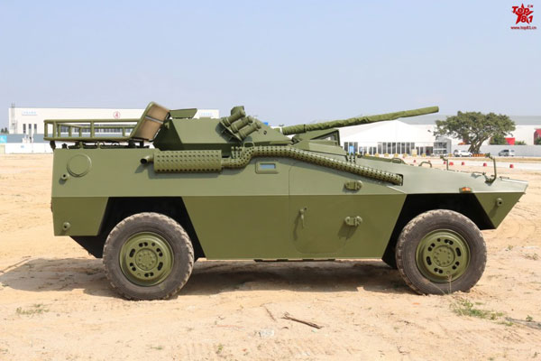 中国超轻型155榴弹炮亮相珠海航展 全重仅3吨